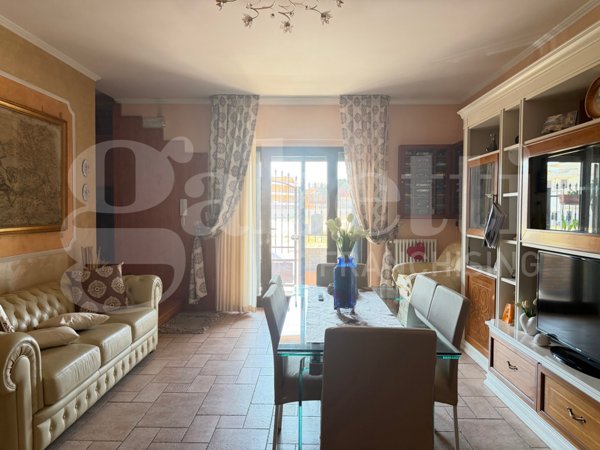 casa indipendente in vendita a Cerignola