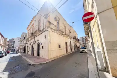 casa indipendente in vendita a Cerignola in zona Centro Città