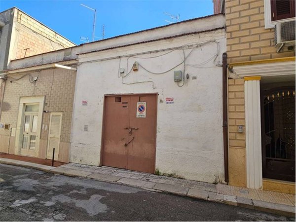 box auto in vendita a Cerignola in zona Centro Città
