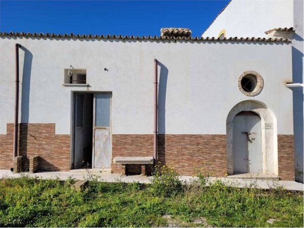 casa indipendente in vendita a Cerignola in zona Moschella