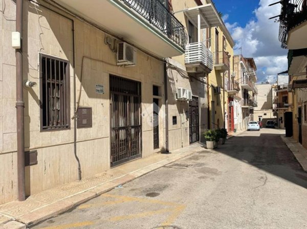 casa indipendente in vendita a Cerignola in zona Centro Città