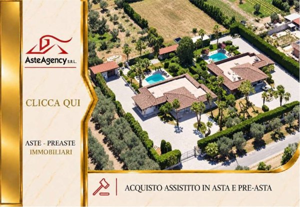 casa indipendente in vendita a Cerignola in zona Centro Città