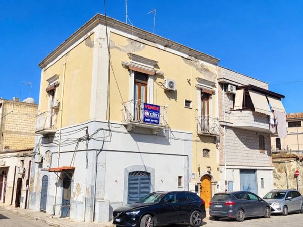 casa indipendente in vendita a Cerignola in zona Centro Città