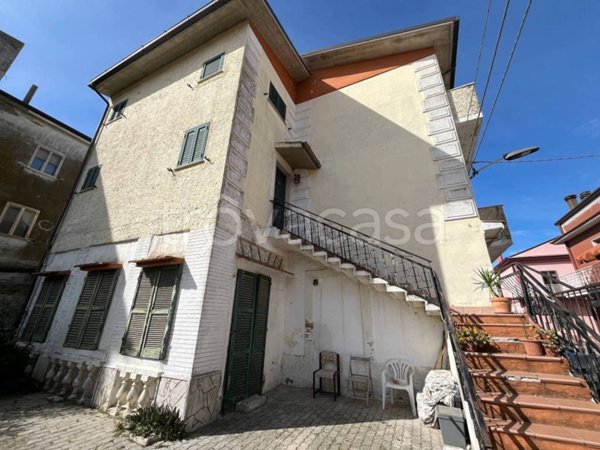 casa indipendente in vendita a Chieuti