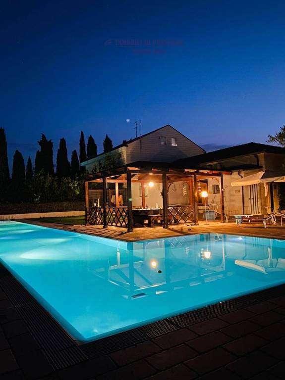 casa indipendente in vendita a Chieuti