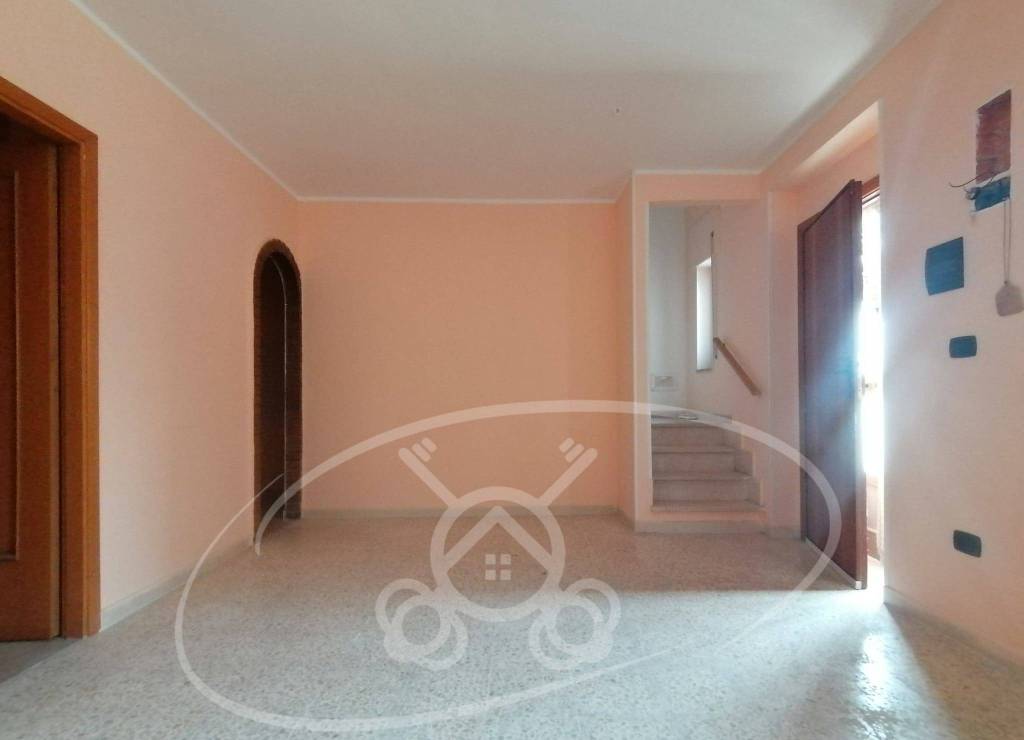 casa indipendente in vendita a Faeto