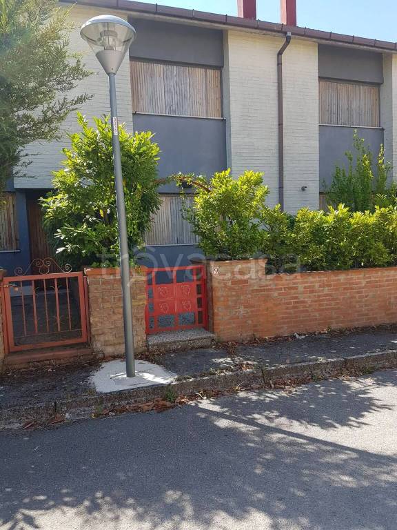 casa indipendente in vendita a Faeto