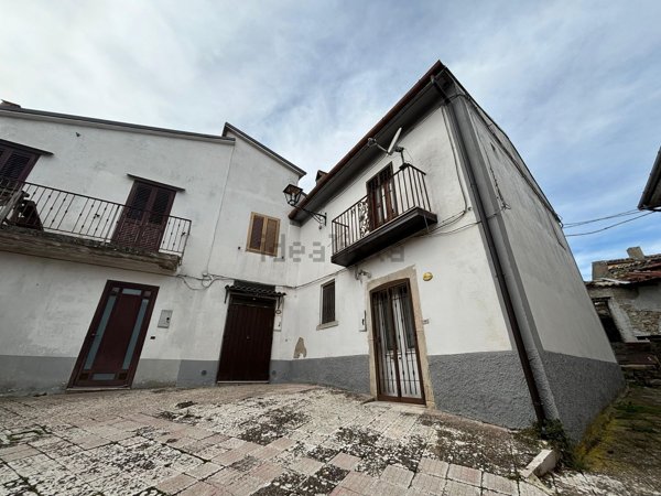 appartamento in vendita a Faeto