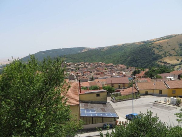 casa indipendente in vendita a Faeto