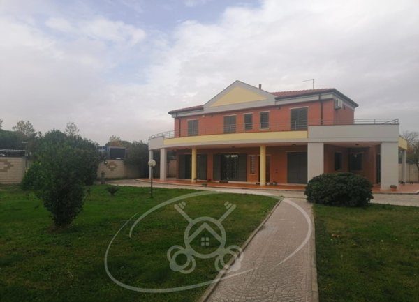 casa indipendente in vendita a Foggia in zona Macchia Gialla
