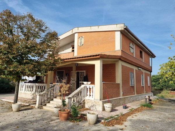 casa indipendente in vendita a Foggia