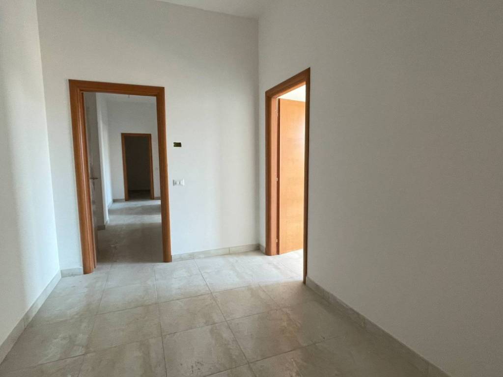 ufficio in vendita a Foggia in zona Macchia Gialla
