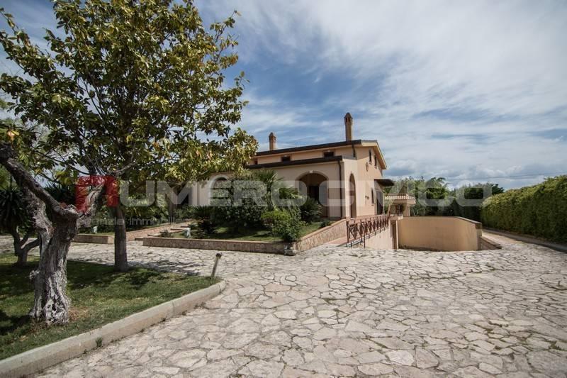casa indipendente in vendita a Foggia