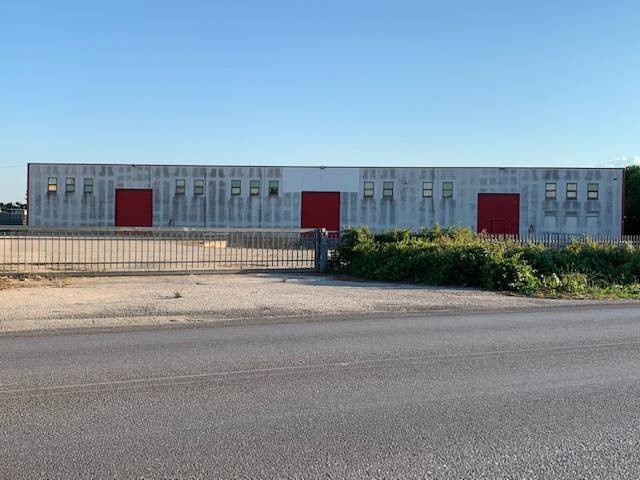 locale commerciale in vendita a Foggia