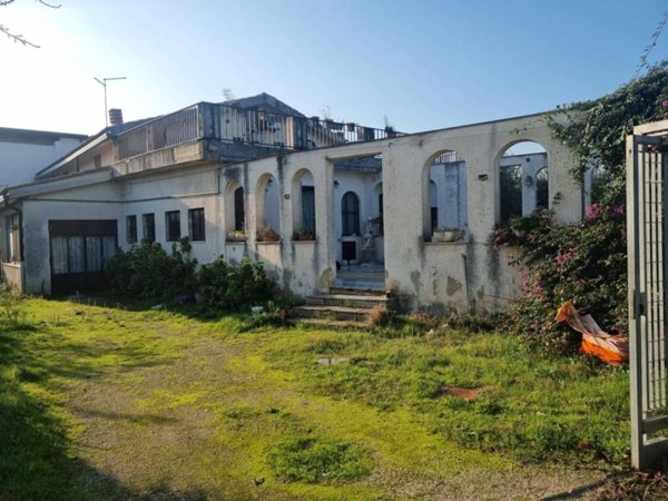 casa indipendente in vendita a Foggia