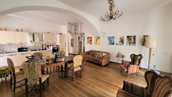 casa indipendente in vendita a Foggia in zona Centro Città