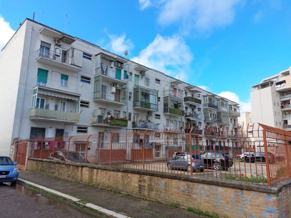 appartamento in vendita a Foggia in zona Candelaro