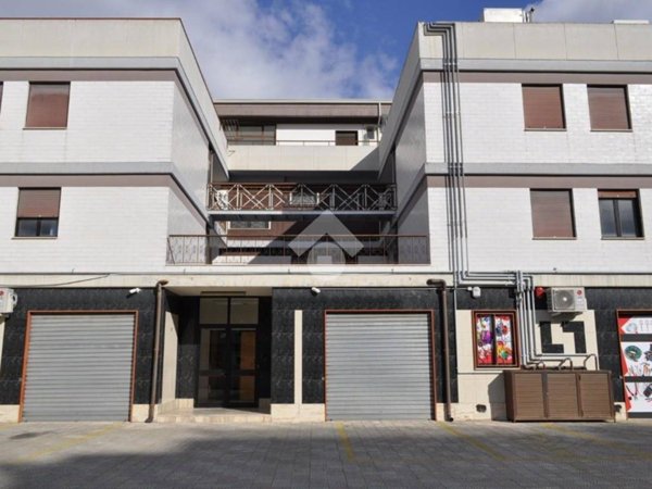 ufficio in vendita a Foggia in zona Fiera