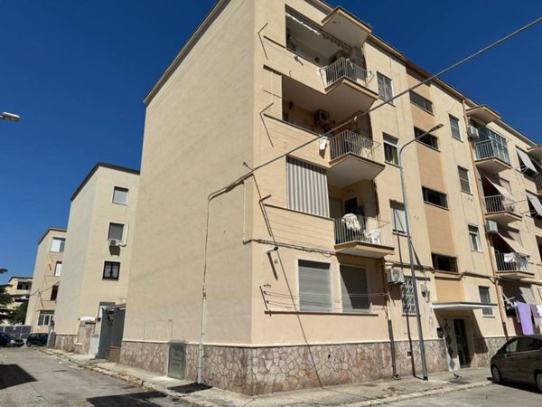 appartamento in vendita a Foggia in zona Candelaro