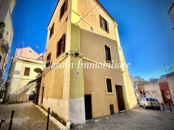 intera palazzina in vendita a Foggia in zona Centro Città