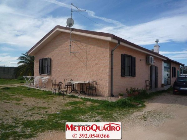 casa indipendente in vendita a Foggia in zona Arpinova