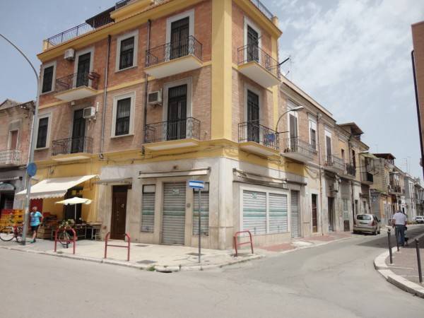 negozio in vendita a Foggia