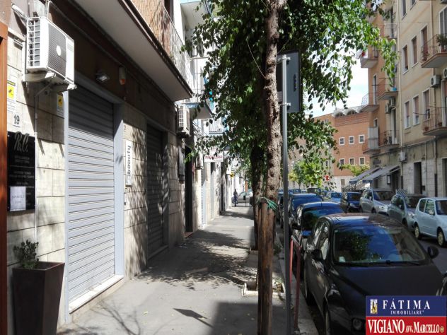negozio in vendita a Foggia in zona Immacolata / San Pio X