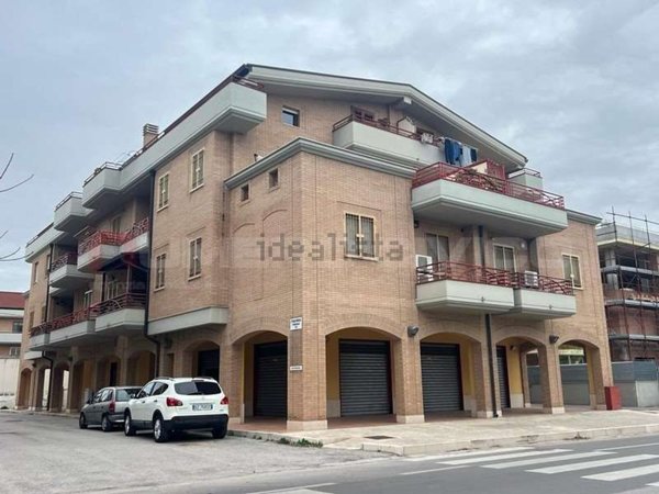 locale commerciale in vendita a Foggia