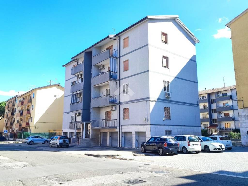 appartamento in vendita a Foggia in zona CEP