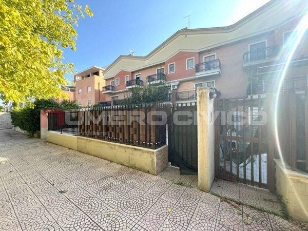 casa indipendente in vendita a Foggia