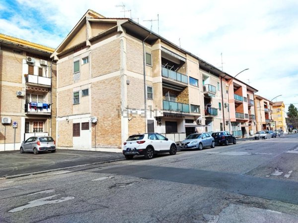 appartamento in vendita a Foggia in zona CEP