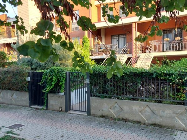 casa indipendente in vendita a Foggia in zona Macchia Gialla