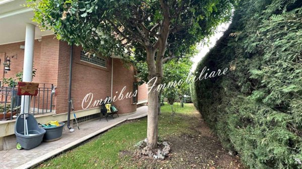 casa indipendente in vendita a Foggia