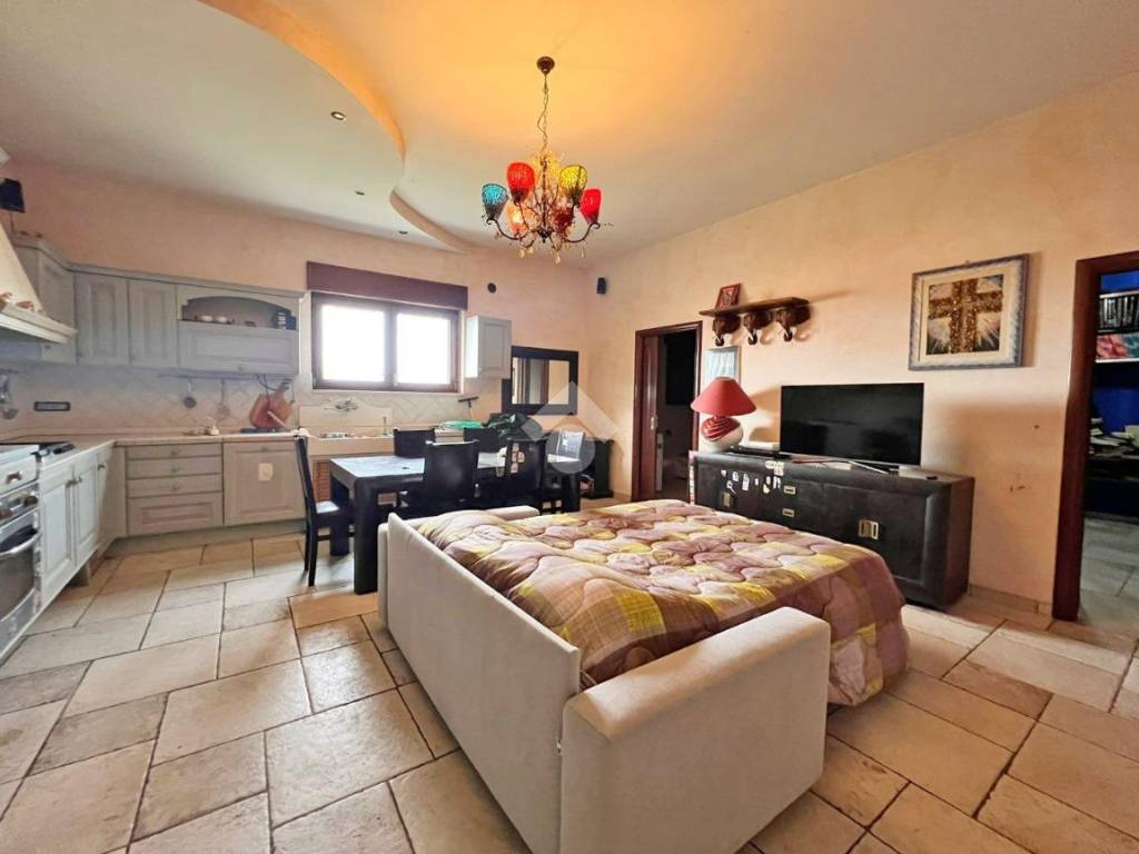 casa indipendente in vendita a Foggia in zona Arpinova