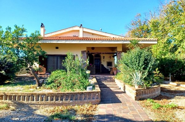 casa indipendente in vendita a Foggia