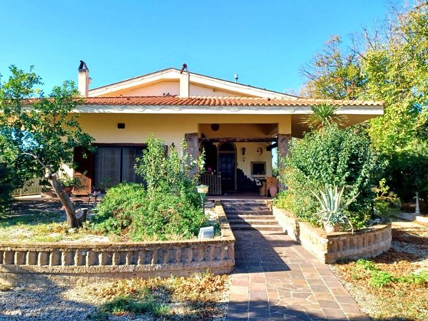 casa indipendente in vendita a Foggia