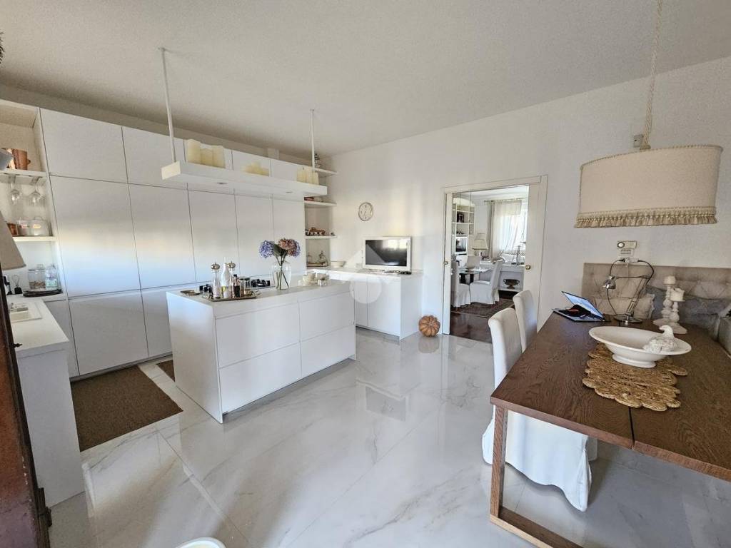 casa indipendente in vendita a Foggia in zona Macchia Gialla