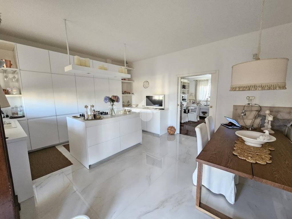 casa indipendente in vendita a Foggia in zona Macchia Gialla