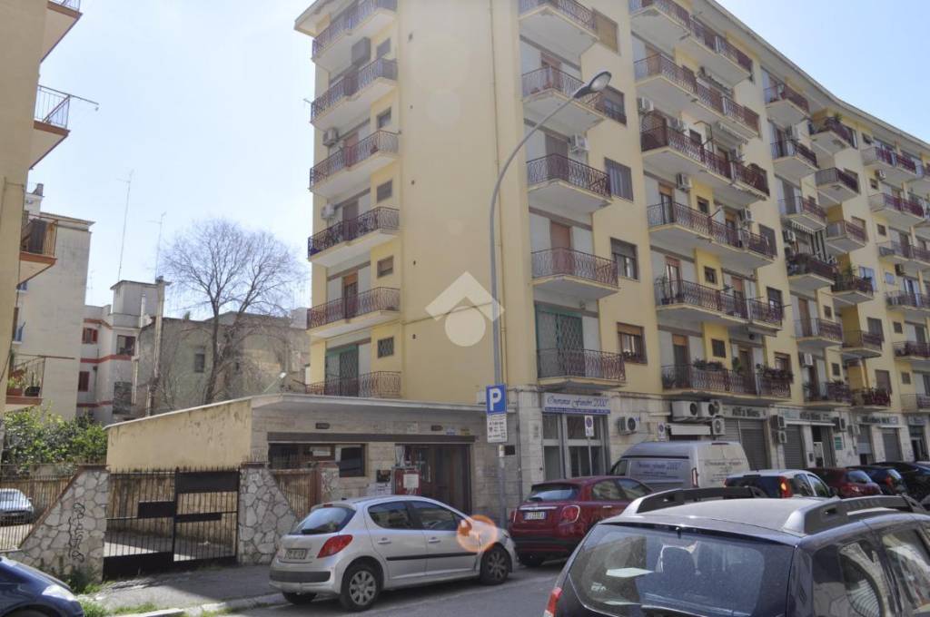 ufficio in vendita a Foggia in zona Immacolata / San Pio X
