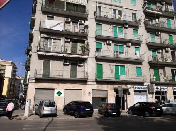 negozio in vendita a Foggia in zona Centro Città