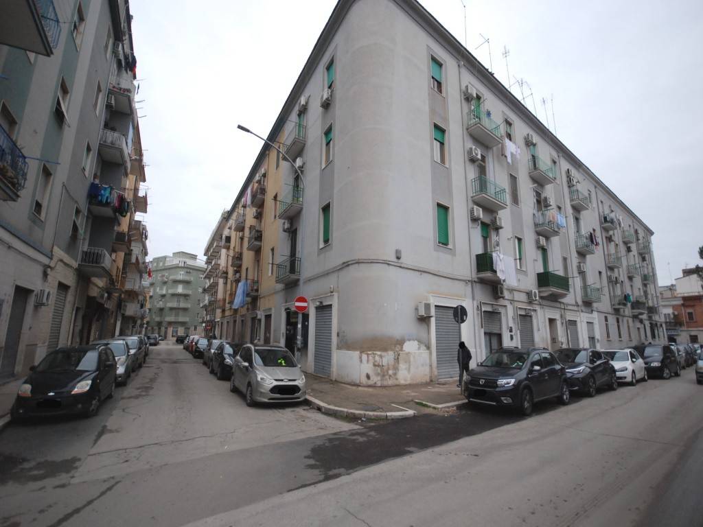negozio in vendita a Foggia