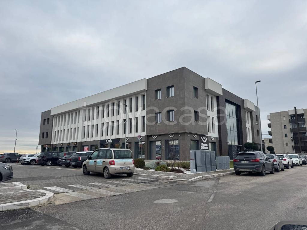 quadrivano in vendita a Foggia in zona Macchia Gialla