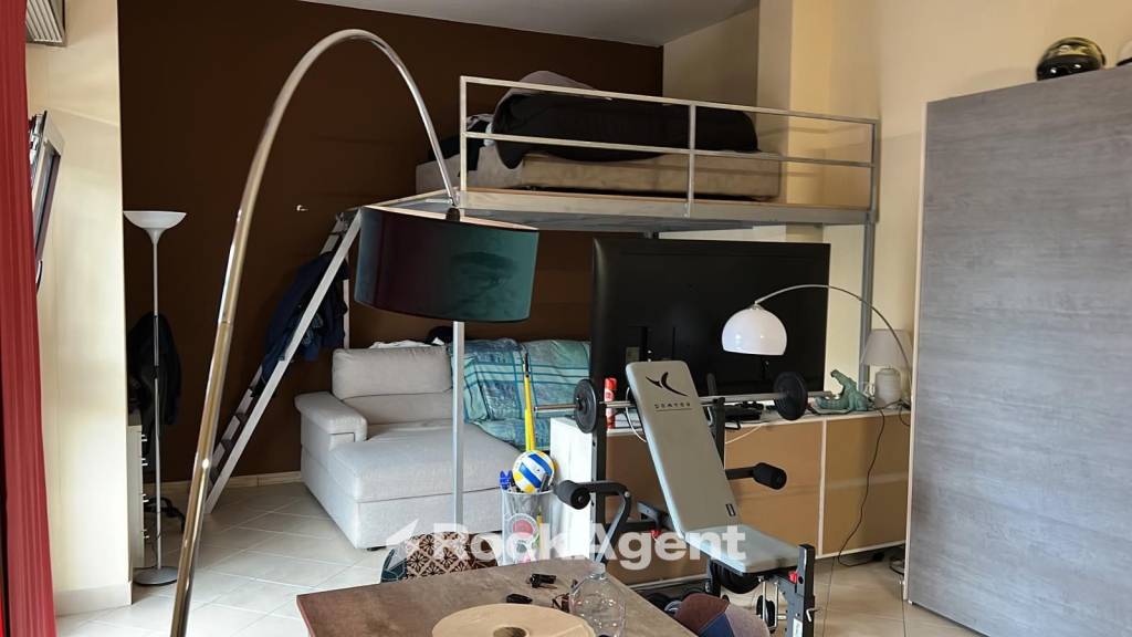 appartamento in vendita a Foggia in zona Villaggio Artigiani