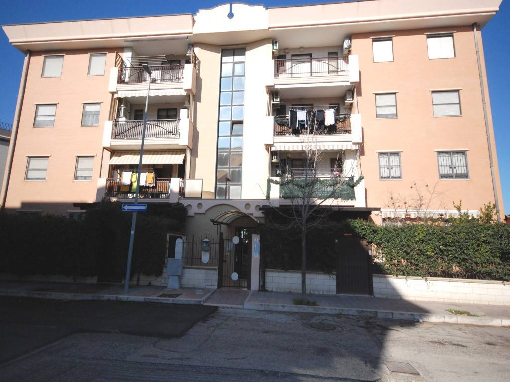 appartamento in vendita a Foggia in zona Macchia Gialla
