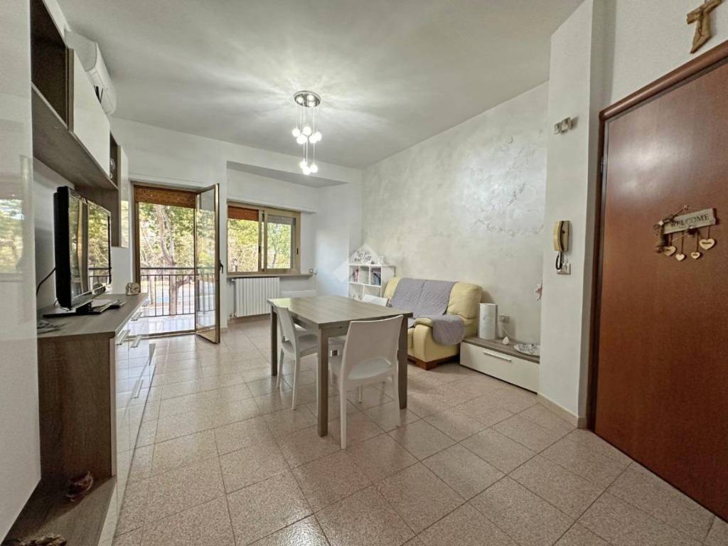 appartamento in vendita a Foggia in zona Immacolata / San Pio X