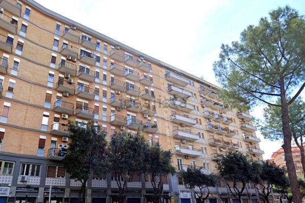 appartamento in vendita a Foggia in zona Immacolata / San Pio X