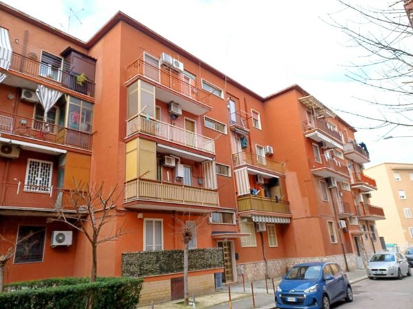 appartamento in vendita a Foggia in zona Candelaro