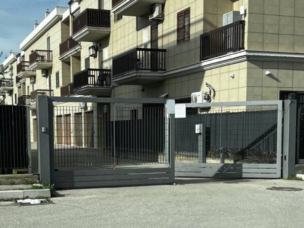 appartamento in vendita a Foggia in zona Villaggio Artigiani