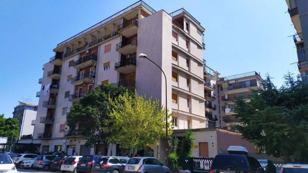 appartamento in vendita a Foggia in zona Immacolata / San Pio X