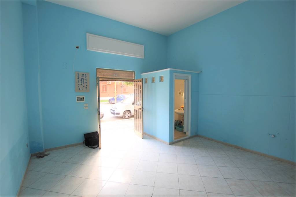 locale commerciale in vendita a Foggia
